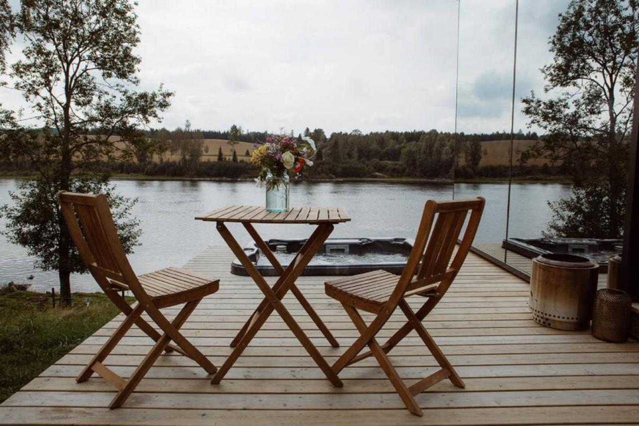 Koti - Wonderinn Riverside Arnes  Luaran gambar