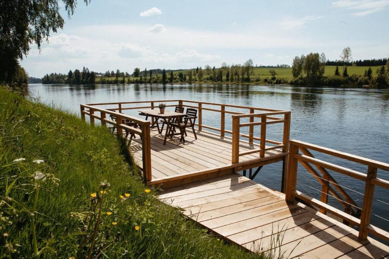 Koti - Wonderinn Riverside Arnes  Luaran gambar